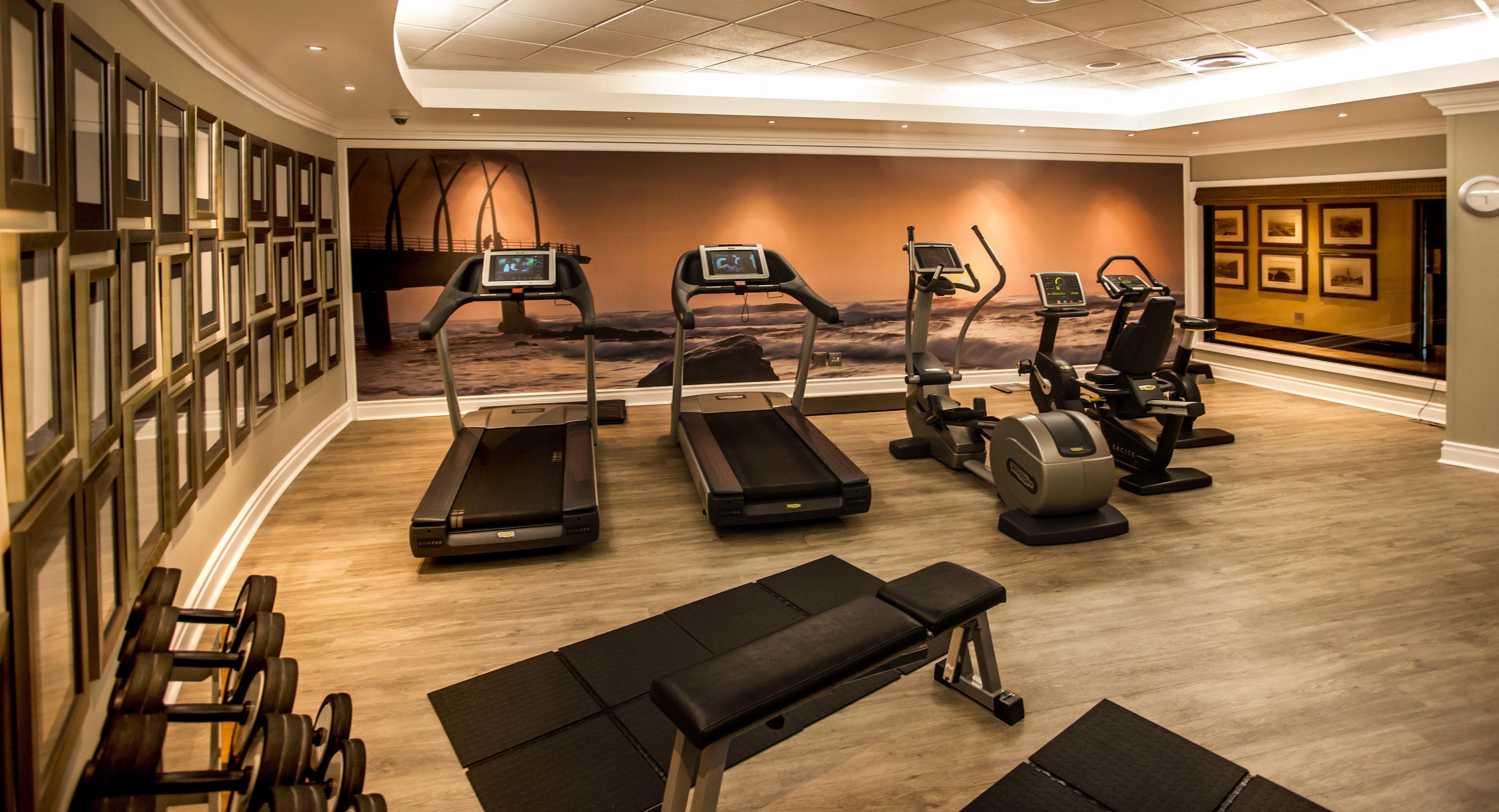 Beverly Hills Ντούρμπαν Εξωτερικό φωτογραφία The gym at the hotel