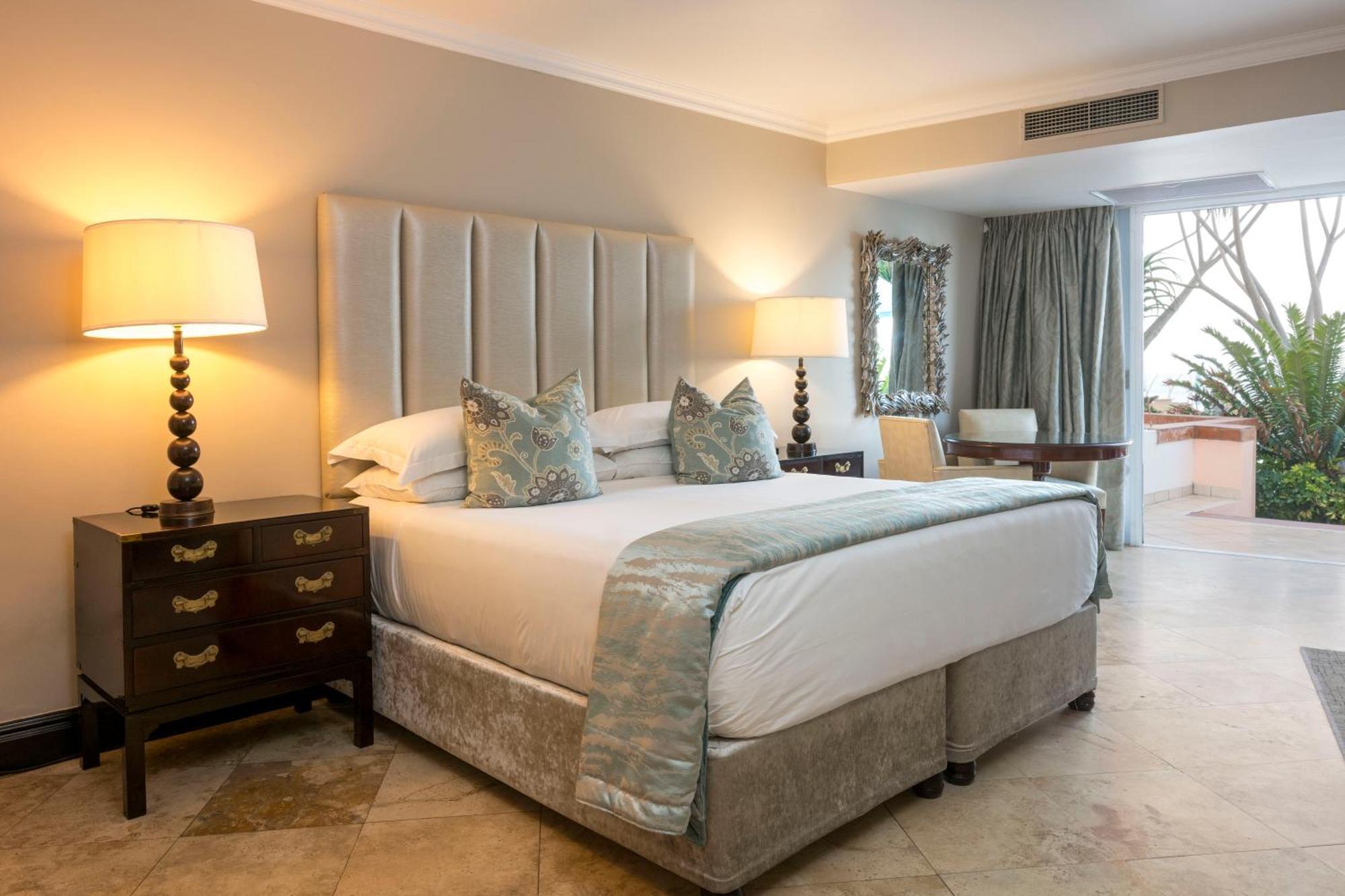 Beverly Hills Ντούρμπαν Εξωτερικό φωτογραφία A bedroom at the hotel