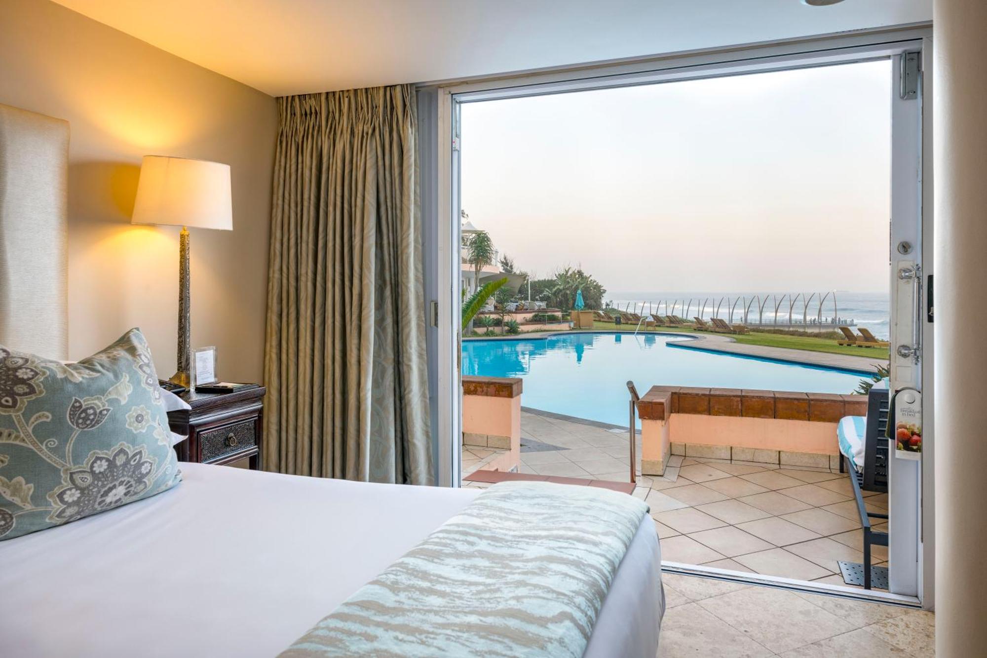 Beverly Hills Ντούρμπαν Εξωτερικό φωτογραφία A room at the Hilton Tel Aviv