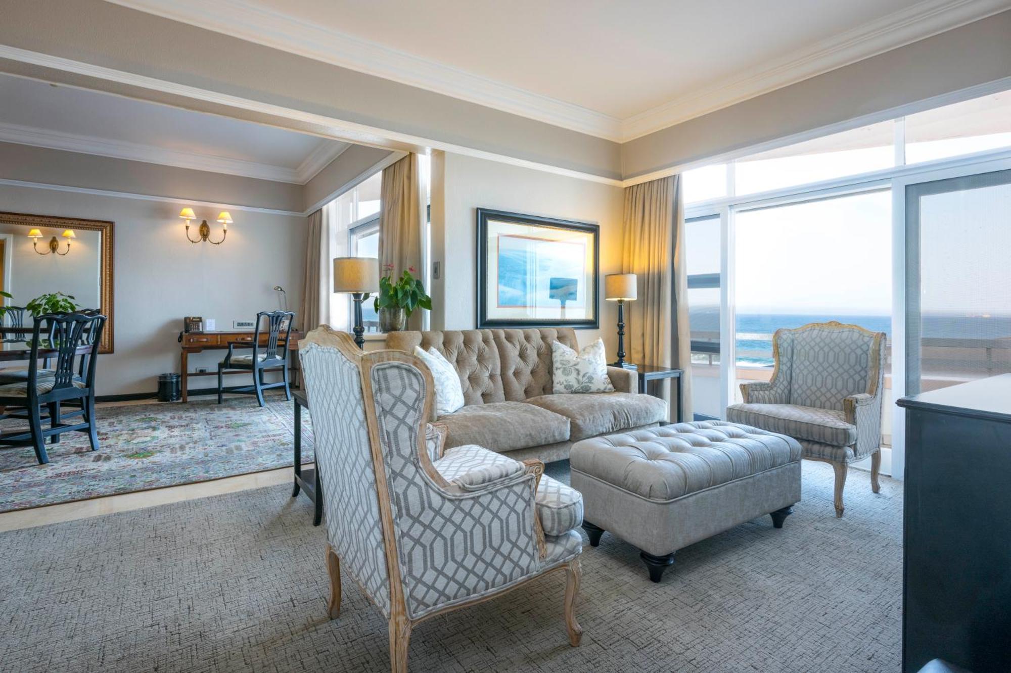 Beverly Hills Ντούρμπαν Εξωτερικό φωτογραφία A suite at the Cape Town International Convention Centre