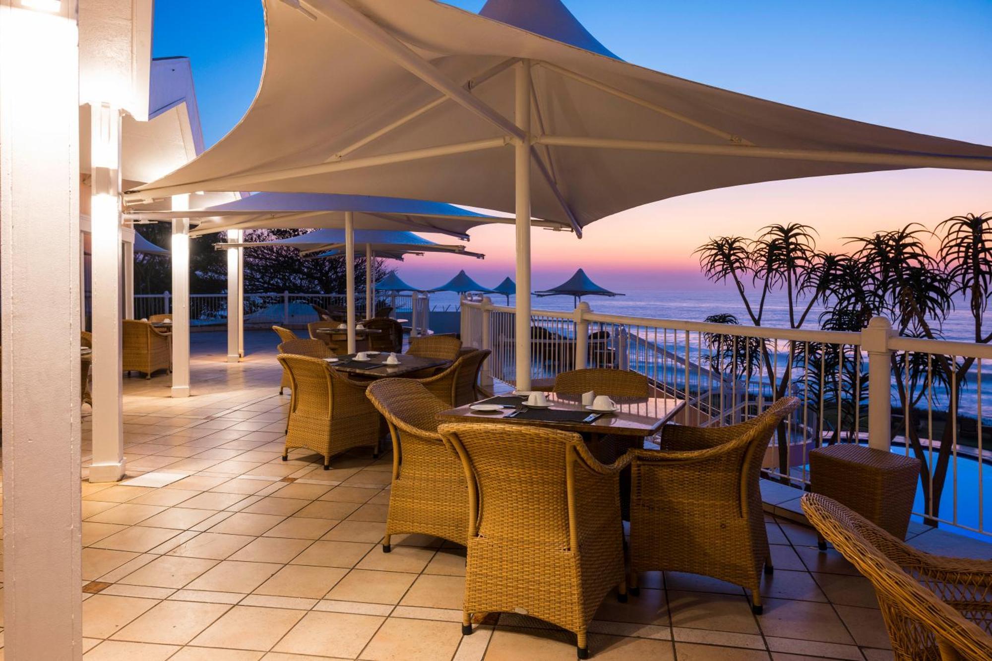 Beverly Hills Ντούρμπαν Εξωτερικό φωτογραφία The Deck