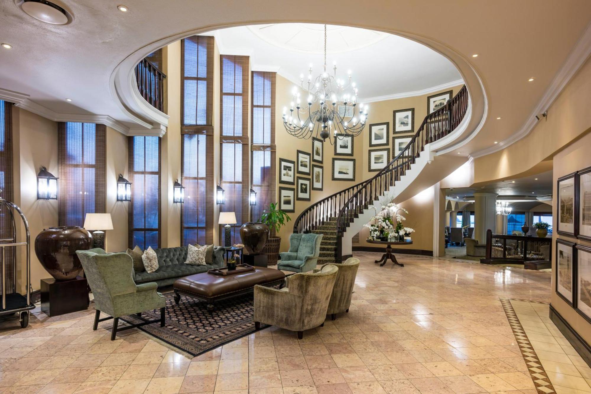 Beverly Hills Ντούρμπαν Εξωτερικό φωτογραφία The interior of the hotel