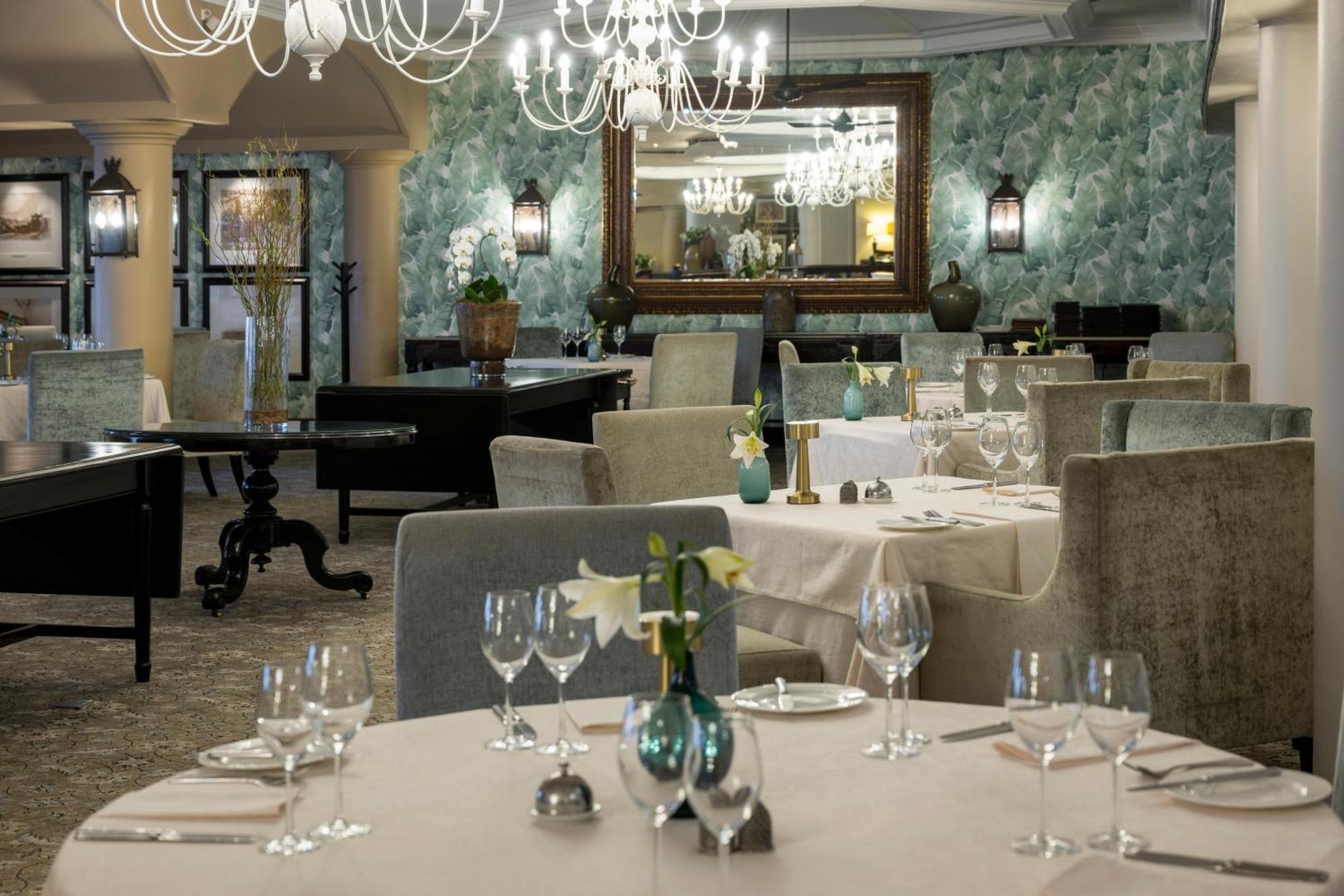 Beverly Hills Ντούρμπαν Εξωτερικό φωτογραφία Restaurant